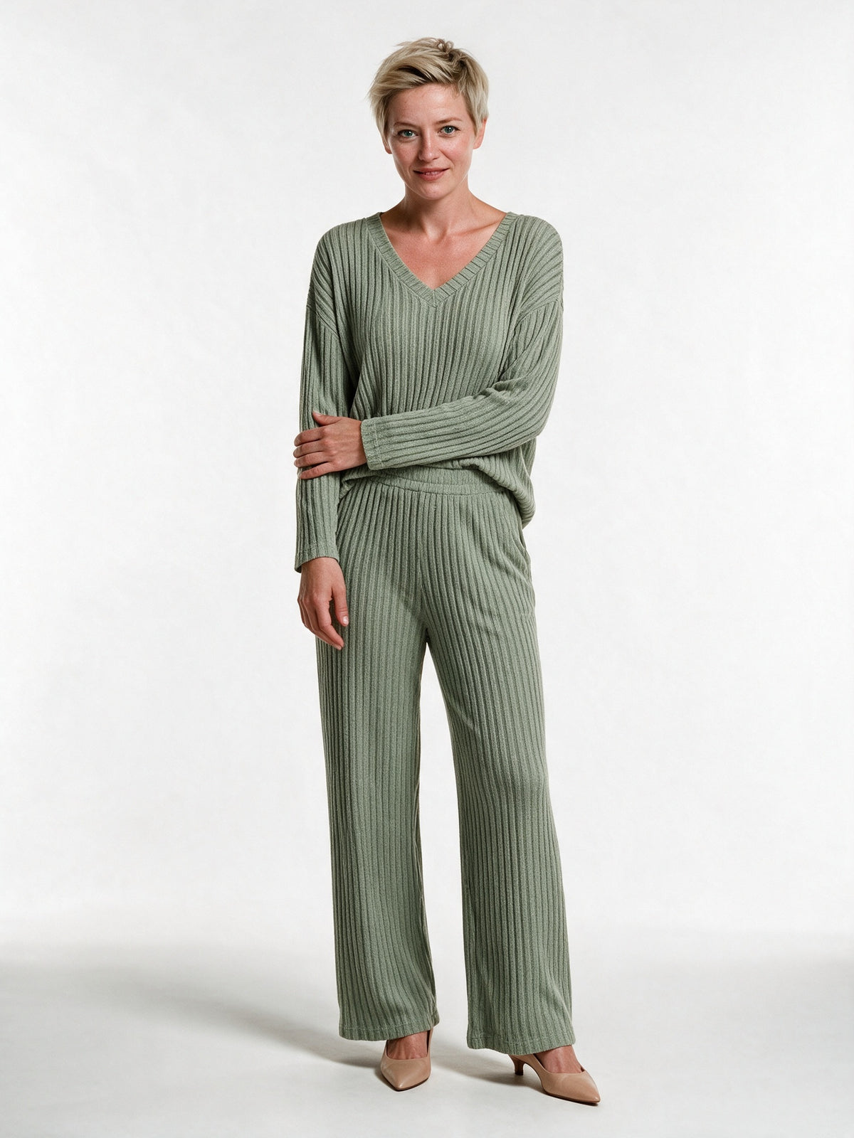 Solenne - Women's Ribbed V-Neck Top and Wide Leg Pants Lounge Set - Sage