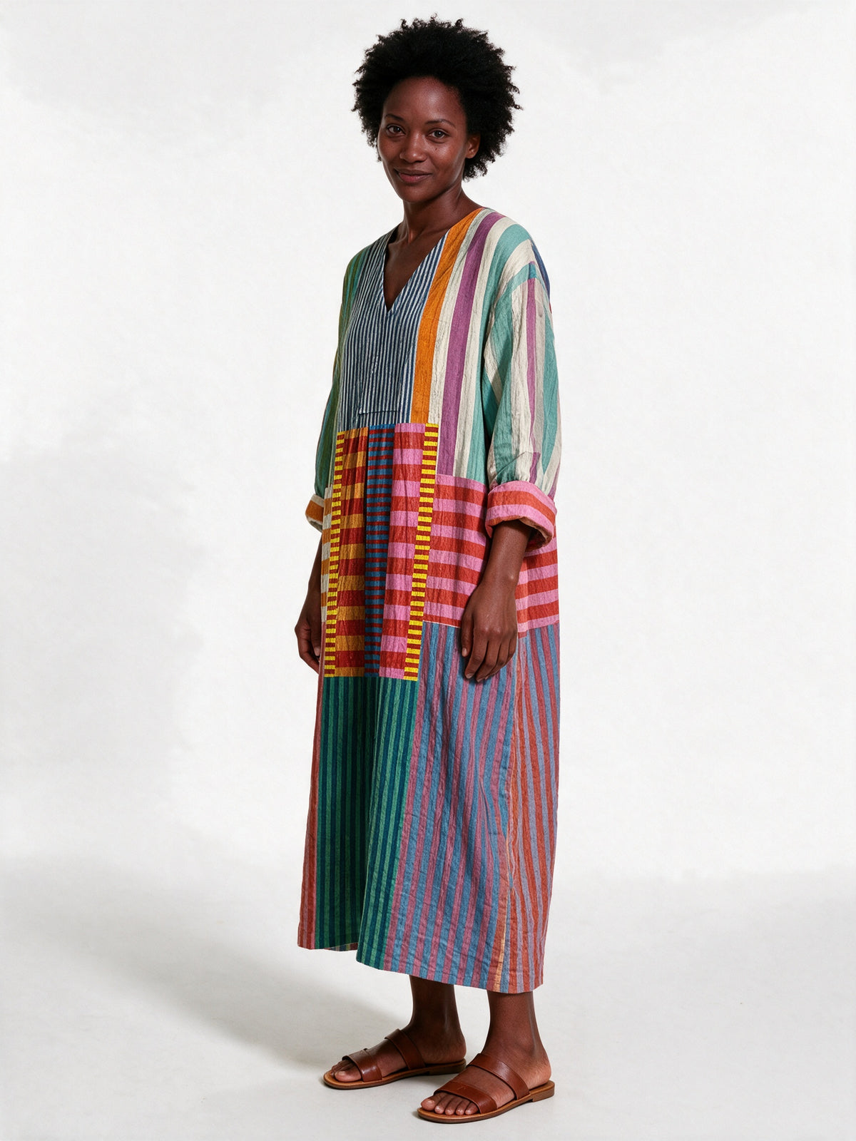 Stephanie - Printed Relaxed Fit Long Sleeve Midi Dress - view 2