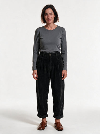 Tilda - Women's High Waisted Pleated Relaxed Trousers - Black