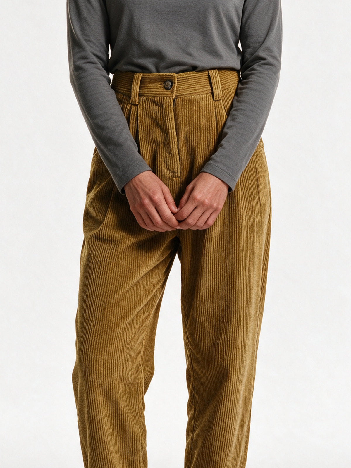 Tilda - Women's High Waisted Pleated Relaxed Trousers - view 3