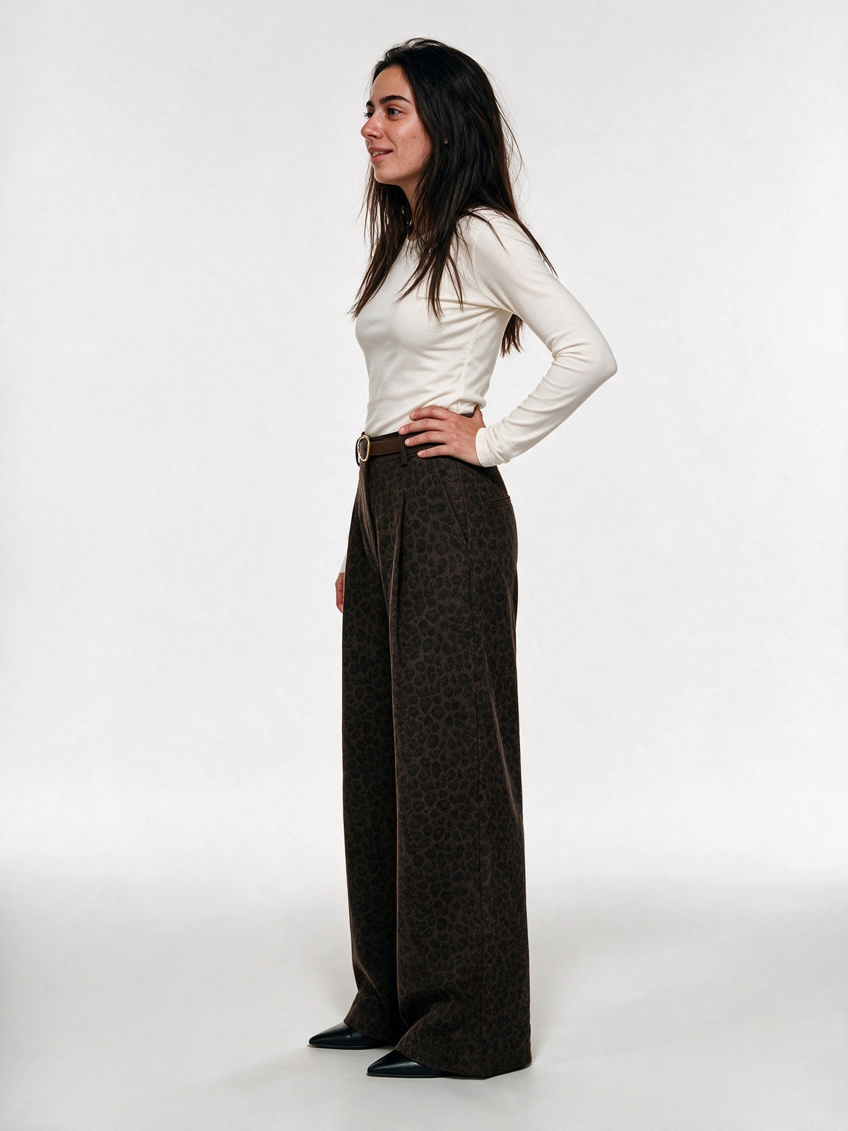 Valeria - Women's Belted Leopard Print Wide Leg Pants - view 2