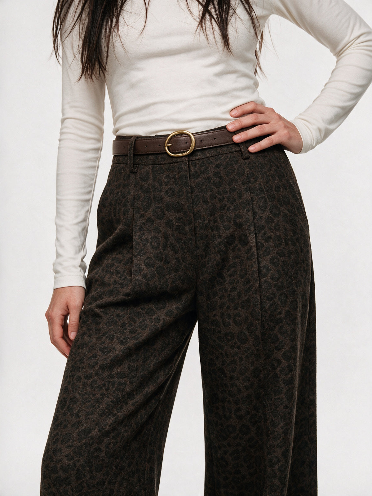 Valeria - Women's Belted Leopard Print Wide Leg Pants - view 3