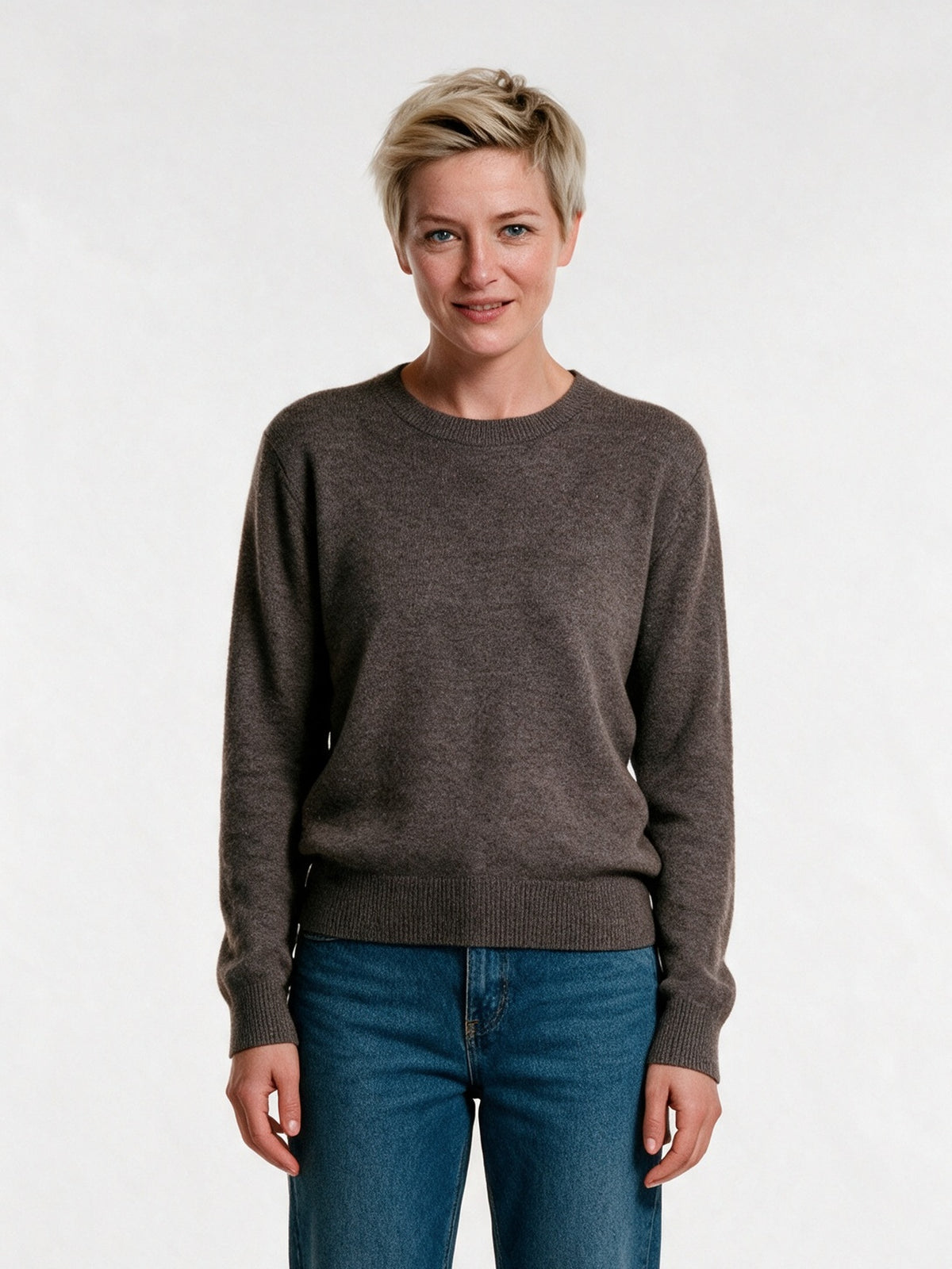 Yara - Women's Soft Knit Crew Neck Pullover - Mocha